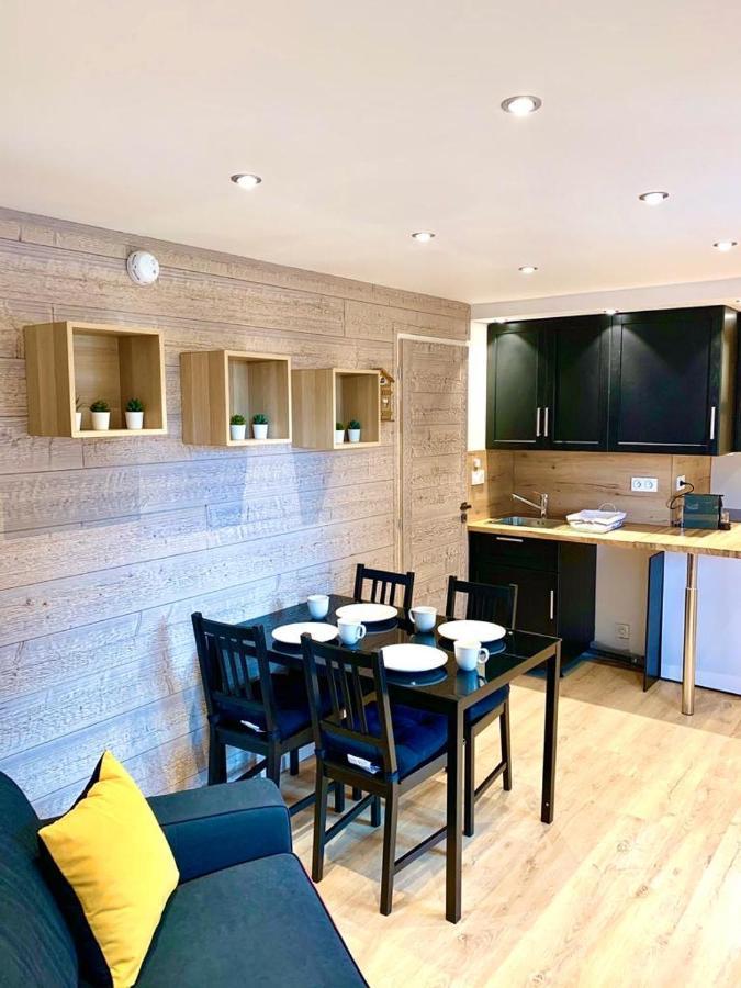 Appartement Chaleureux Au Pied Des Pistes, 4 Personnes, Wifi วัลโตรองส์ ภายนอก รูปภาพ