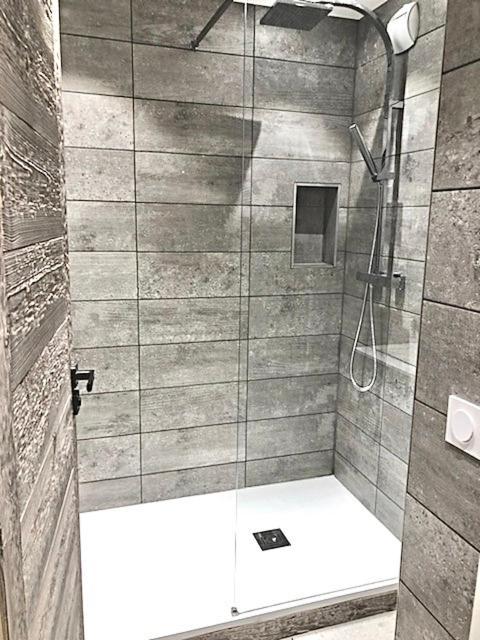 Appartement Chaleureux Au Pied Des Pistes, 4 Personnes, Wifi วัลโตรองส์ ภายนอก รูปภาพ